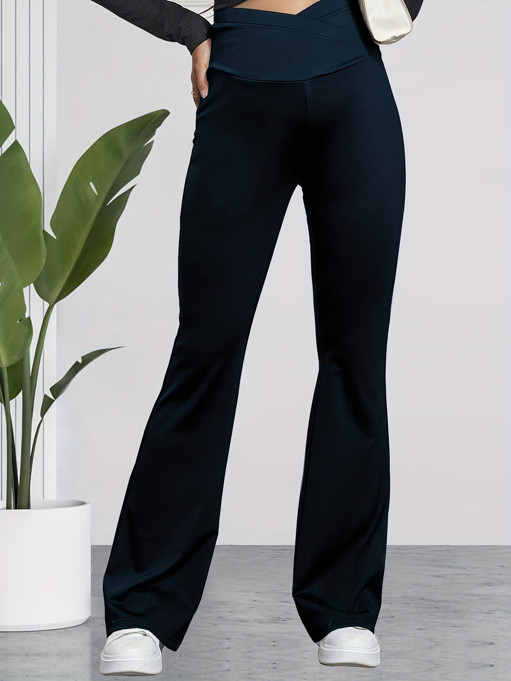 Women's Maternity Solid Flared Pants Slim Fit Pants For Fall Winter, Pregnant Women's Clothing