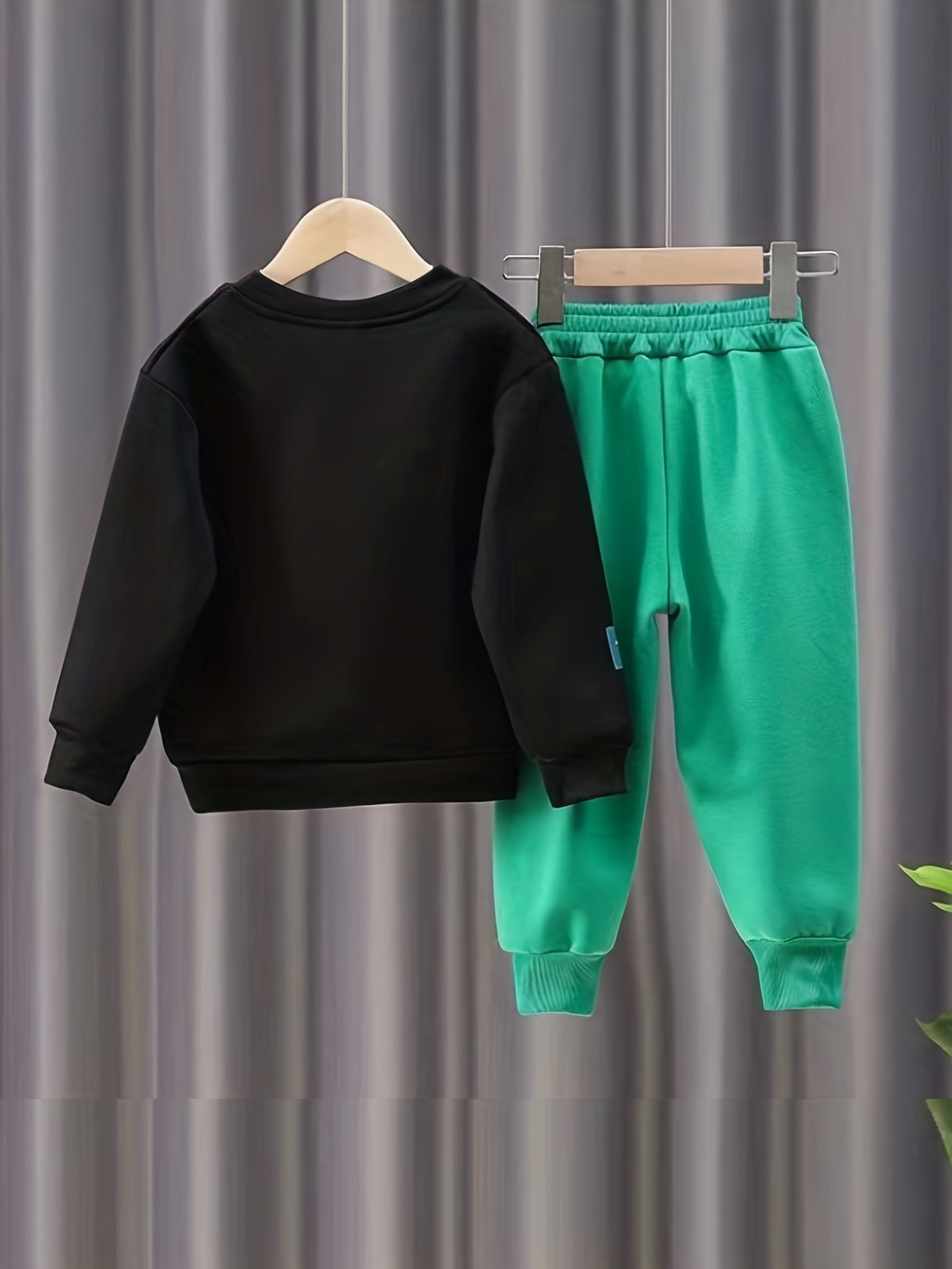 2pcs Boy's Beanie Bear Patched Outfit, Sweatshirt & Sweatpants Set, Trendy Long Sleeve Top, Kid's Clothes For Spring Fall Daily & Outdoor Wear, As Gift