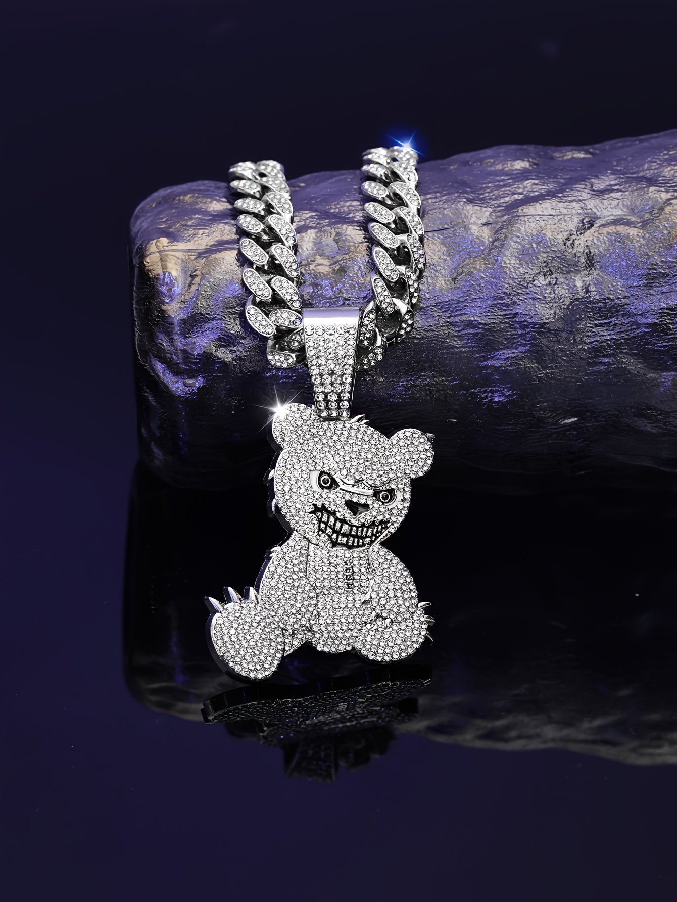 Men's Fashion Beast Bear Pendant Necklace with Rhinestone Studded Cuban Chain - Hip Hop Street Style Jewelry for Party, Festival Wear, Unisex Gift Idea (Includes 1 Pendant)