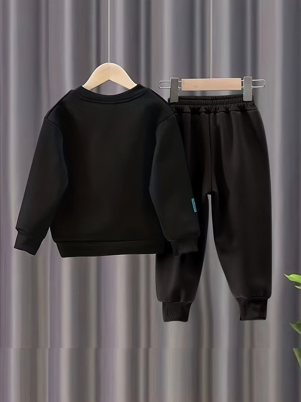 2pcs Boy's Beanie Bear Patched Outfit, Sweatshirt & Sweatpants Set, Trendy Long Sleeve Top, Kid's Clothes For Spring Fall Daily & Outdoor Wear, As Gift