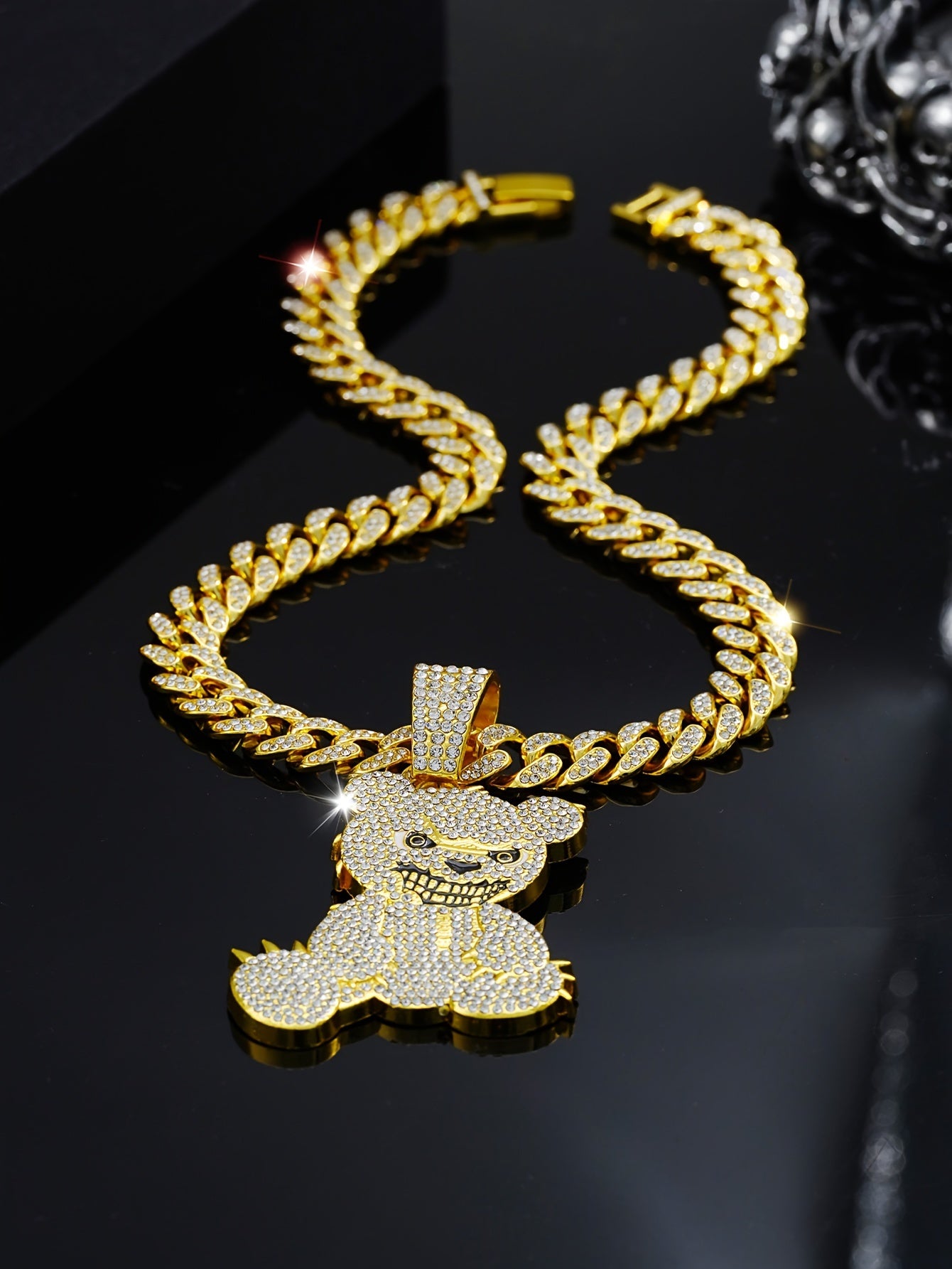 Men's Fashion Beast Bear Pendant Necklace with Rhinestone Studded Cuban Chain - Hip Hop Street Style Jewelry for Party, Festival Wear, Unisex Gift Idea (Includes 1 Pendant)