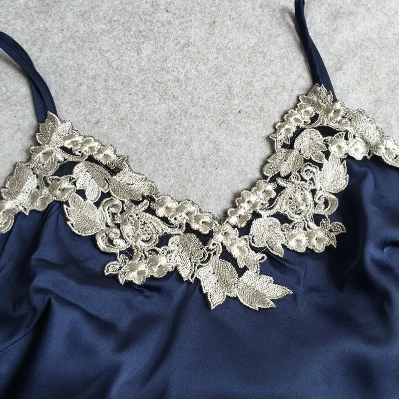 Conjunto de Pijama de satén de seda para mujer, ropa de dormir Sexy de encaje sin mangas con cuello en V, ropa de casa de verano