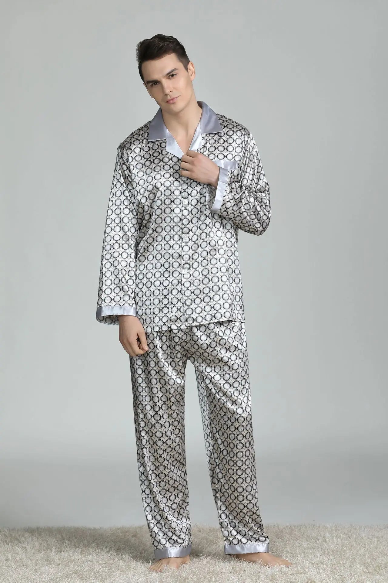 Conjunto de pijama informal para hombre, ropa de dormir con camisa y pantalones de satén de seda sintética, suave, lencería íntima, 2 uds.