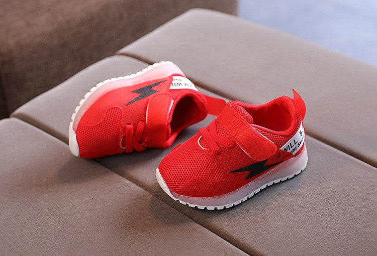 Zapatillas nuevas de moda de otoño con luces LED, zapatos para niño, zapatillas ligeras de malla transpirable para chico, zapatos deportivos informales cómodos Retro 2025