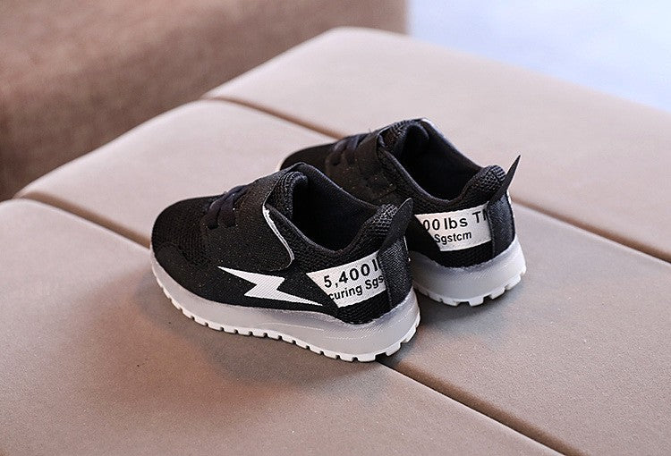 Zapatillas nuevas de moda de otoño con luces LED, zapatos para niño, zapatillas ligeras de malla transpirable para chico, zapatos deportivos informales cómodos Retro 2025