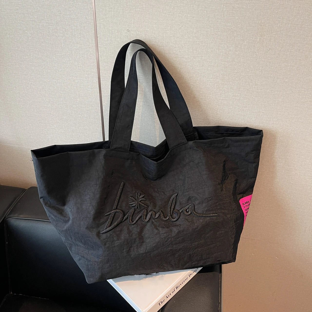 Bolso de mano popular de color sólido, moderno y sencillo, de gran capacidad, con letras bordadas informales personalizadas y multifuncionales