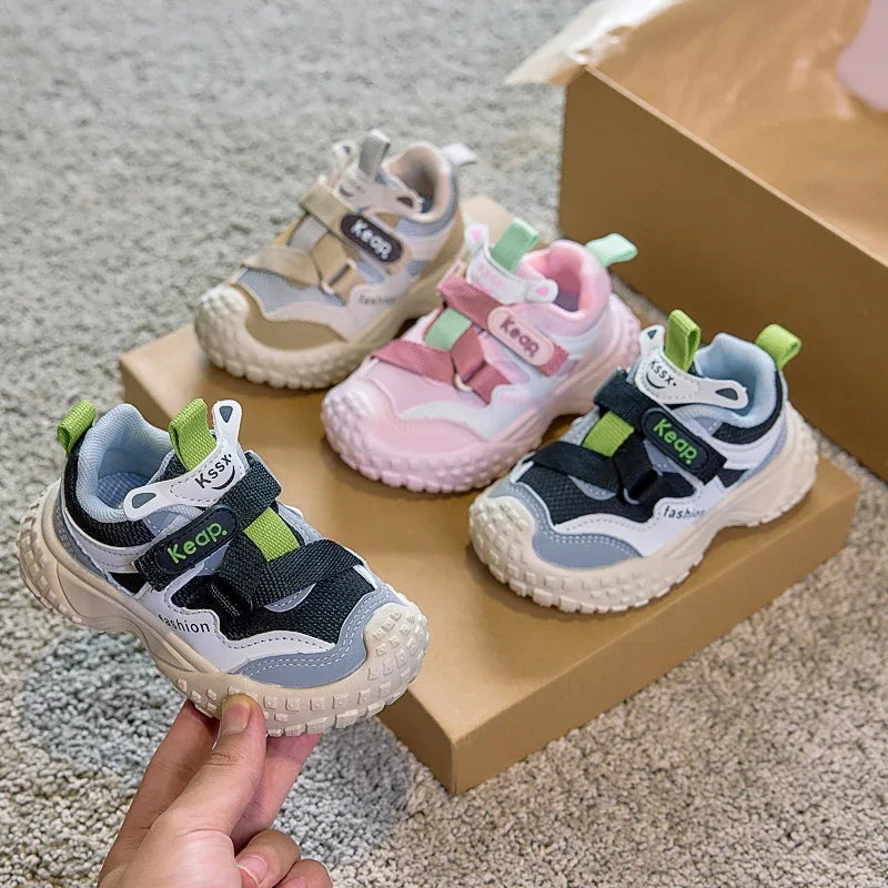 2025 nueva moda niños zapatos casuales dedos del pie antideslizantes niños niñas zapatillas de fondo suave niños tenis zapatos deportivos cómodos