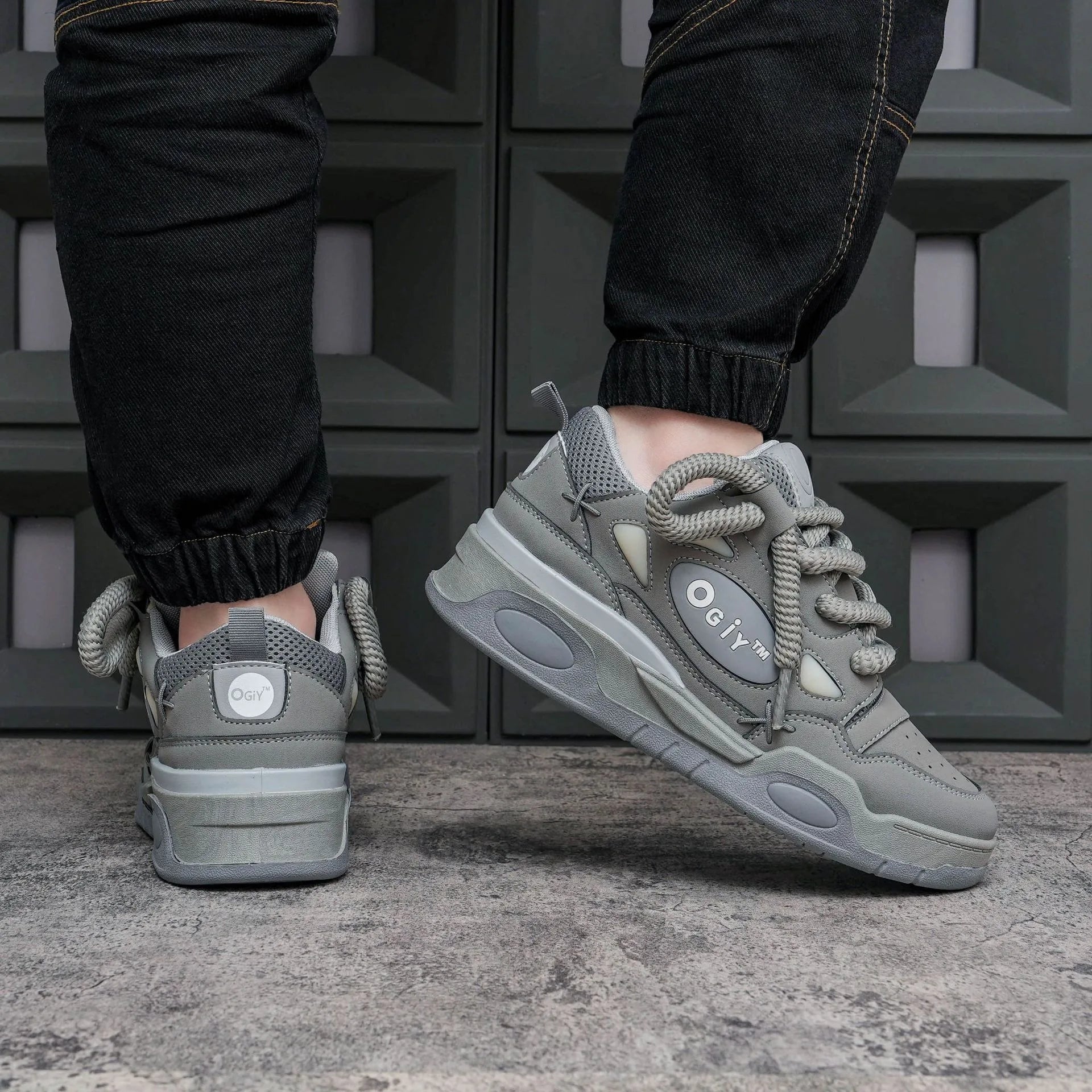 Zapatillas de deporte gruesas para hombre, zapatos de suela suave para correr, informales, de cuero de microfibra, transpirables, con plataforma aumentada de altura