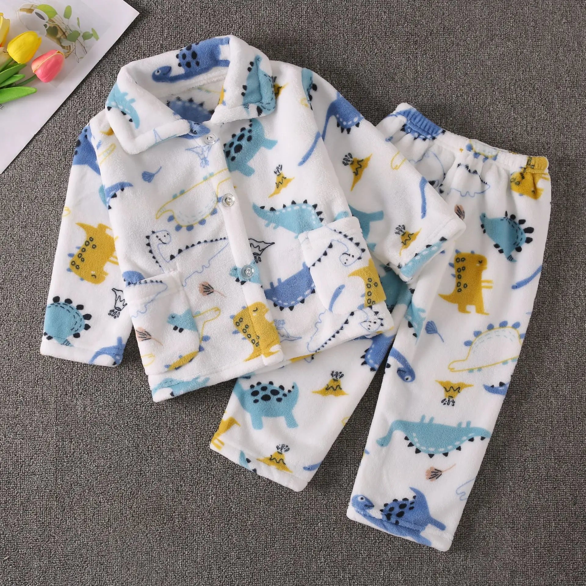 Conjuntos de pijamas cálidos de Franela suave para niños, abrigo con solapa de dibujos animados bonitos y pantalones, ropa de dormir informal para niños, Otoño e Invierno