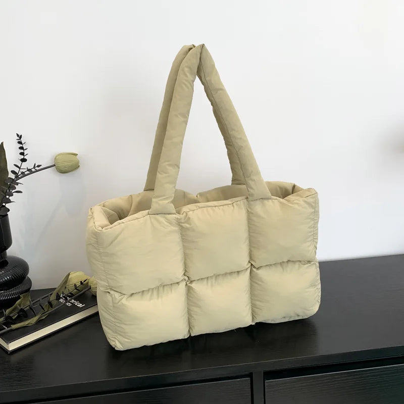 Bolso de mano acolchado a cuadros para mujer, bolsa de hombro impermeable, de gran capacidad, suave, de Color sólido, Retro, a la moda, de invierno