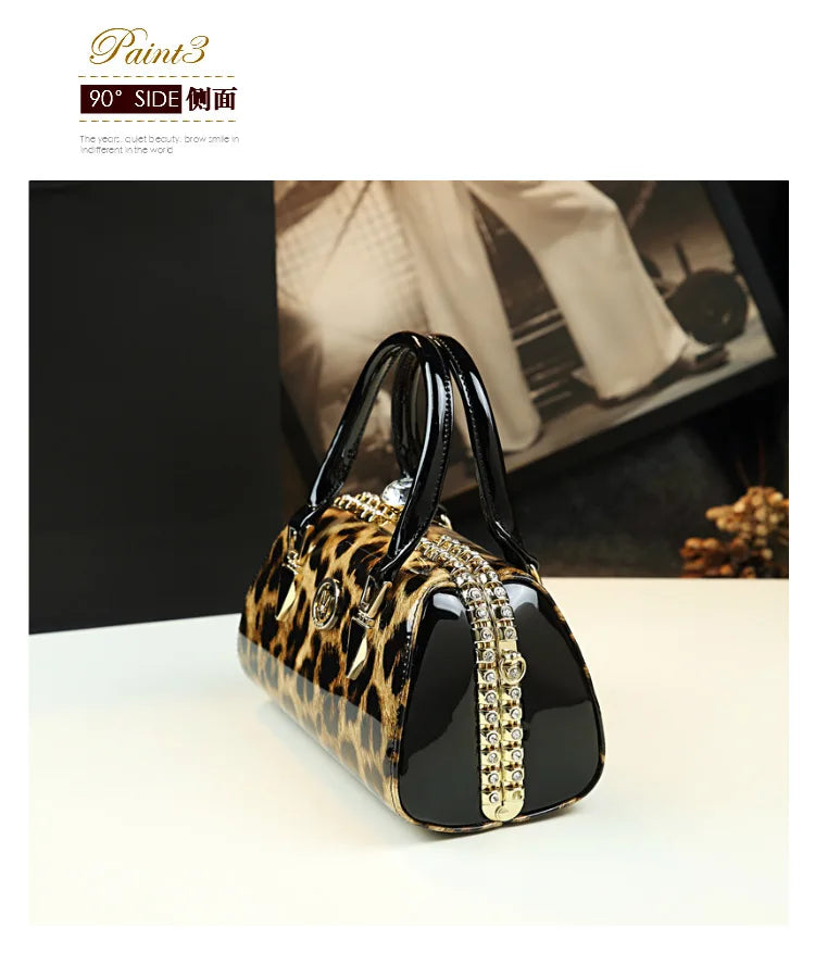 Bolso de mujer Bolso de hombro pequeño de cuero brillante personalizado Nuevo bolso cruzado Bolso de almohada de moda