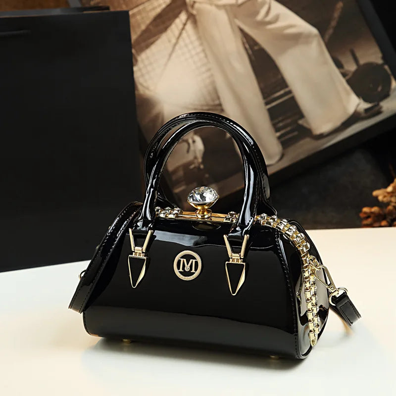 Bolso de mujer Bolso de hombro pequeño de cuero brillante personalizado Nuevo bolso cruzado Bolso de almohada de moda