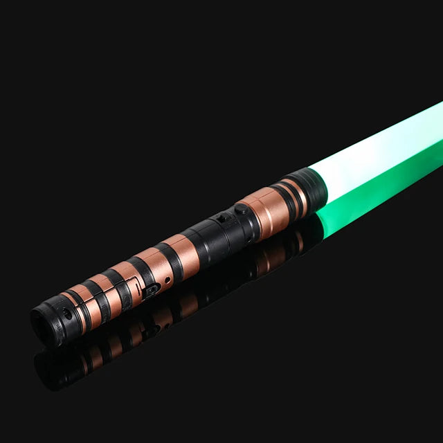 Espada láser de 75CM, sable de luz rojo y azul, doble sable, transformación Rave, arma de Cosplay para niños, juguete intermitente, espadas brillantes para fiesta