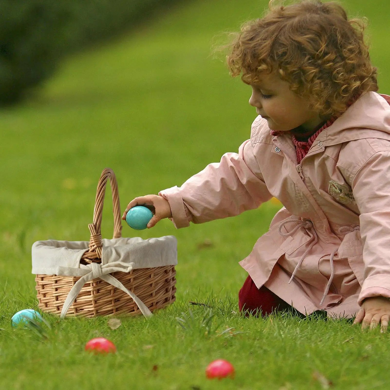 Cesta tejida con asa, cesta decorativa para almacenamiento de Pascua, elegantes cestas para alimentos con forro de tela para frutas, flores y juguetes