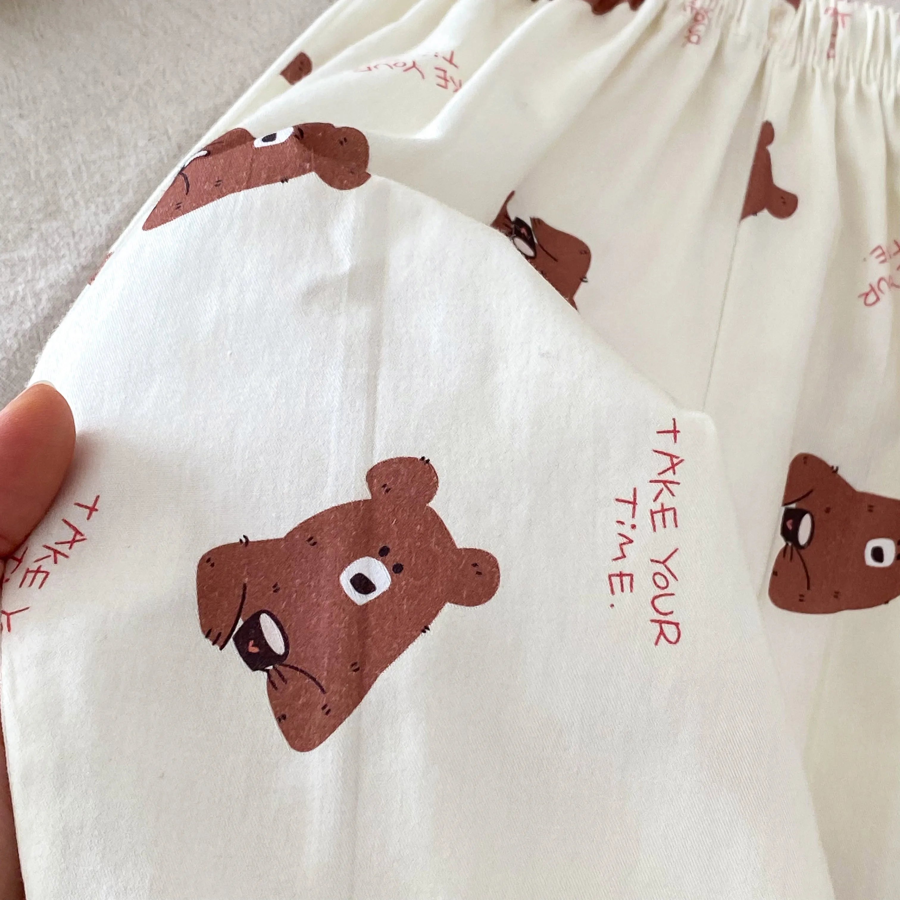 Pantalones sueltos informales para niños, ropa de primavera y verano, nuevos pantalones finos, simples y versátiles, ropa exterior, pantalones con estampado de dibujos animados para niños y niñas