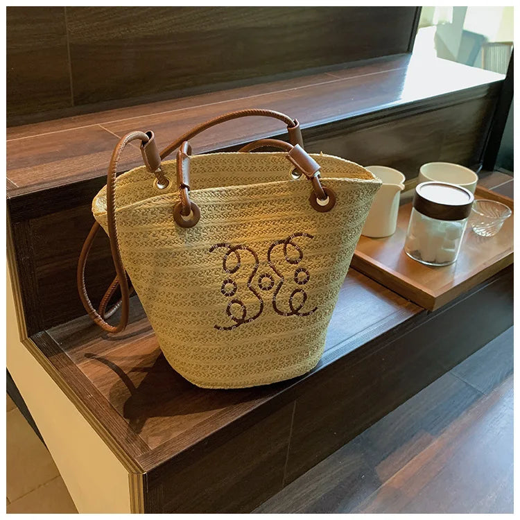 Bolso de hombro Retro a la moda, bolso de mano para mujer, bolso de diseñador de marca de lujo, bandolera de hombro de paja para mujer, bolsos de playa elegantes para mujer