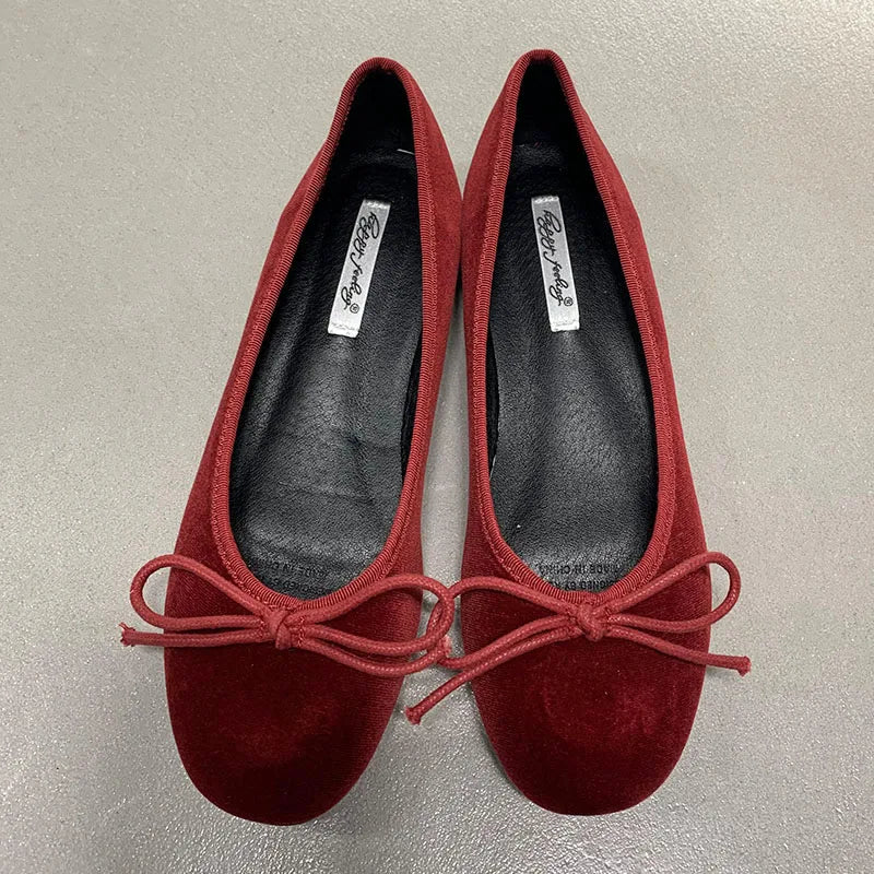 Zapatos planos de Ballet de seda a la moda para mujer, calzado de diseñador poco profundo con punta redonda y nudo de mariposa, zapatos planos deslizantes para mujer