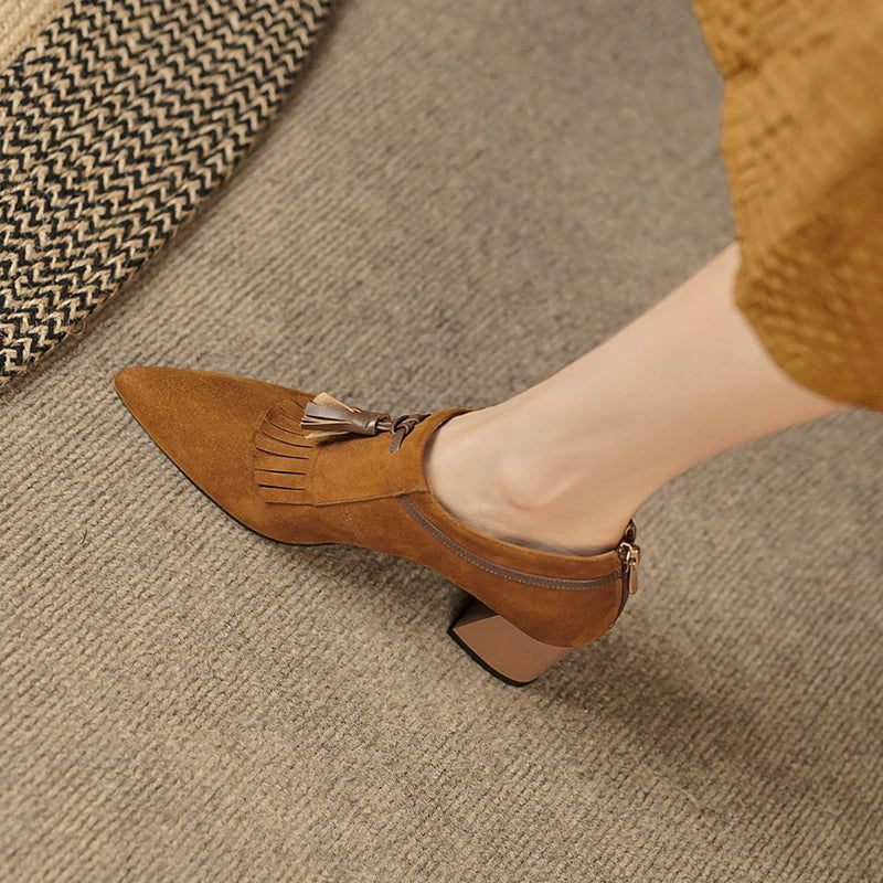 2025 primavera zapatos de mujer puntiagudos tacón grueso zapatos de tacón alto de gamuza de oveja zapatos con hebilla de cinturón para mujer zapatos de mujer