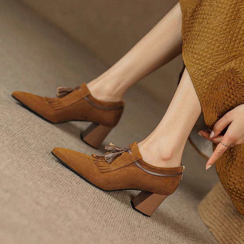 2025 primavera zapatos de mujer puntiagudos tacón grueso zapatos de tacón alto de gamuza de oveja zapatos con hebilla de cinturón para mujer zapatos de mujer