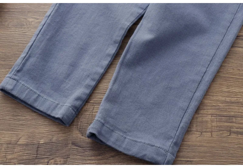 Novedad de verano para niños, pantalones vaqueros bordados de dibujos animados, pantalones Haren versátiles de pierna pequeña, pantalones casuales, pantalones elegantes para niños