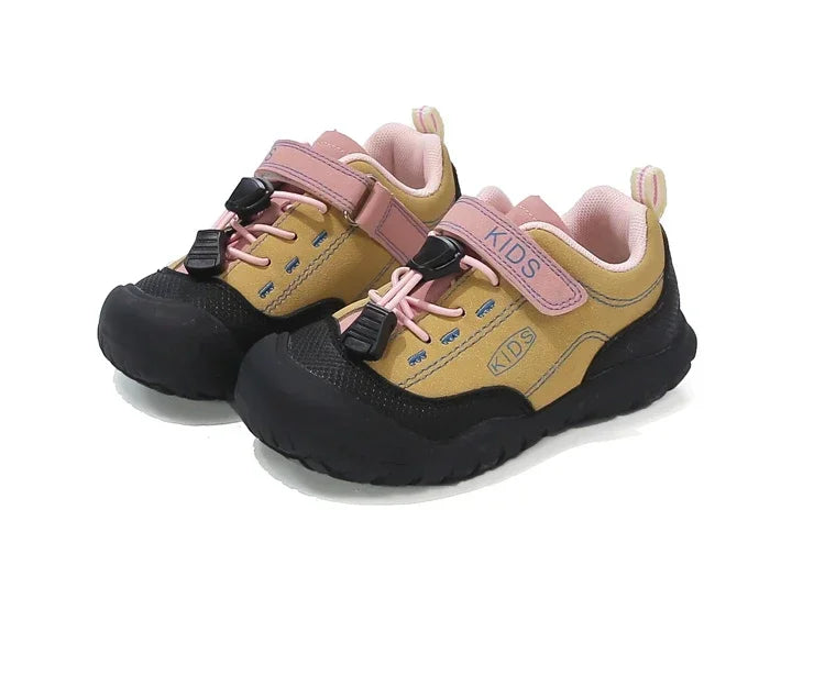 Zapatos deportivos para niños, zapatillas de deporte con suela blanda y punta superior, antideslizantes, cómodas, 2025, nueva moda, zapatos informales para niños y niñas