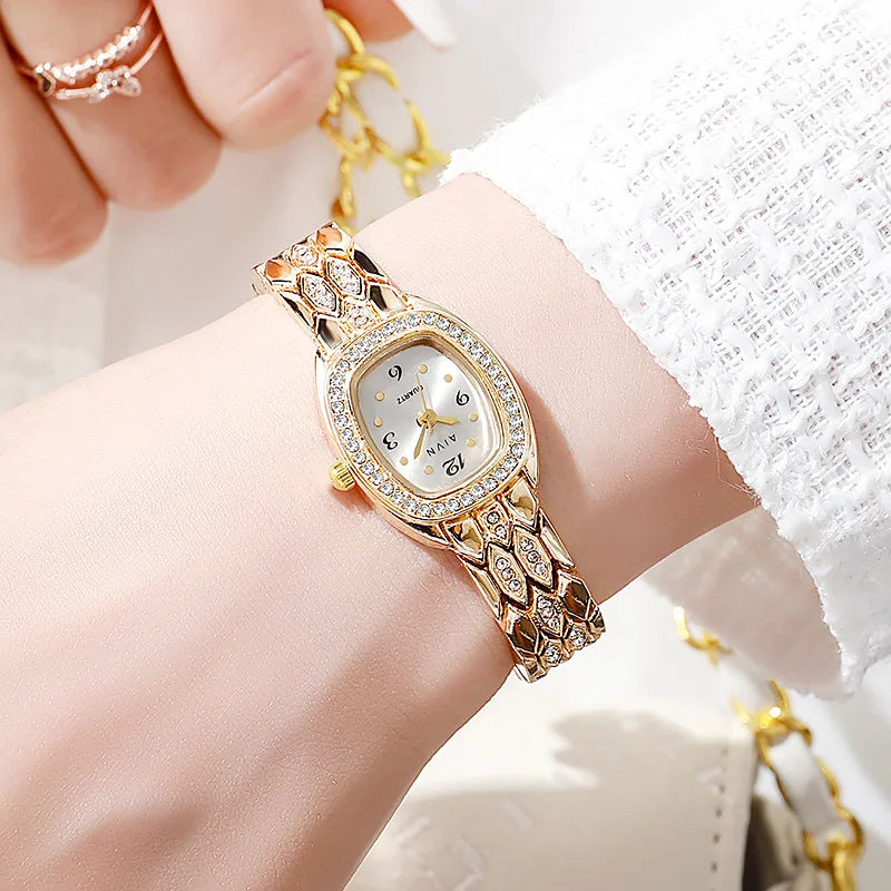 2026 nuevo reloj de cuarzo Retro para mujer, exquisito reloj de pulsera con forma de barril de vino con tachuelas de diamantes, Relojes de pulsera Dropshipping