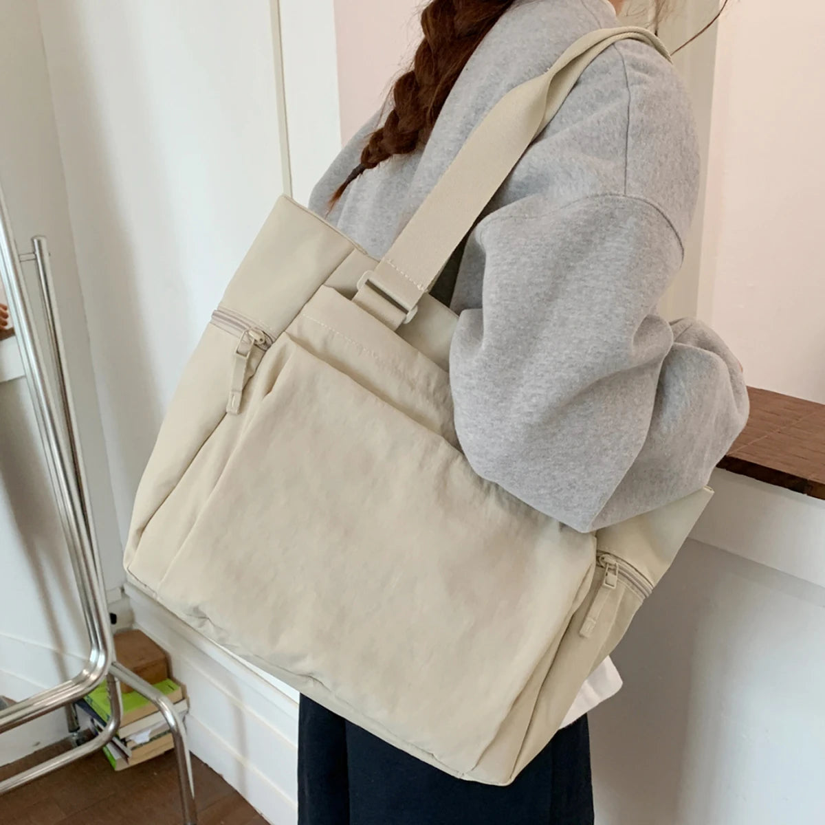 Bolso bandolera de un solo hombro con logotipo personalizado de alta gama para desplazamientos, viajes, estilo perezoso, sensación relajada, bricolaje para estudiantes universitarios