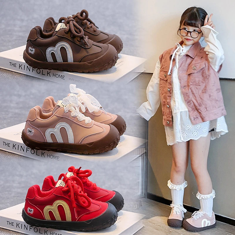 Zapatos de tenis para niños, zapatos deportivos informales de fondo suave para niños, dedos de los pies con tapa, otoño 2025, nuevos zapatos para correr para niños, estilo dulce princesa