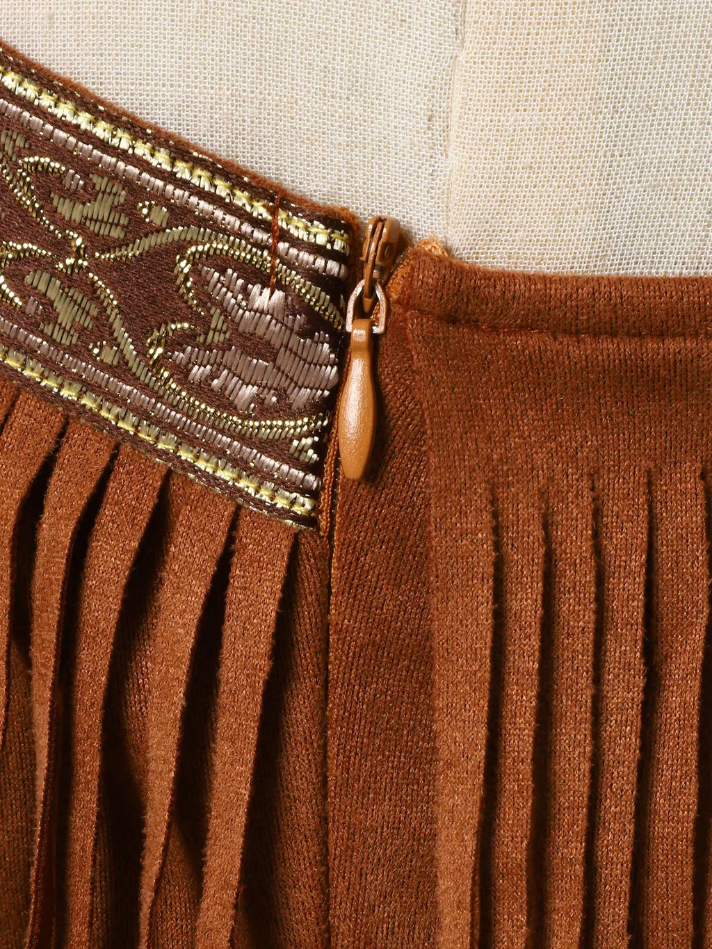 Disfraces indígenos indígenas para niñas, vestidos de Cosplay de Halloween, vestido de princesa de los Indios Savagees de hombre de las cavernas, vestido de gamuza y mangas con borlas