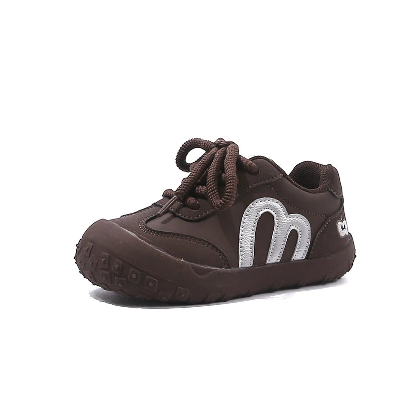 Zapatos de tenis para niños, zapatos deportivos informales de fondo suave para niños, dedos de los pies con tapa, otoño 2025, nuevos zapatos para correr para niños, estilo dulce princesa