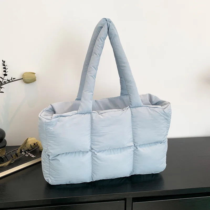 Bolso de mano acolchado a cuadros para mujer, bolsa de hombro impermeable, de gran capacidad, suave, de Color sólido, Retro, a la moda, de invierno