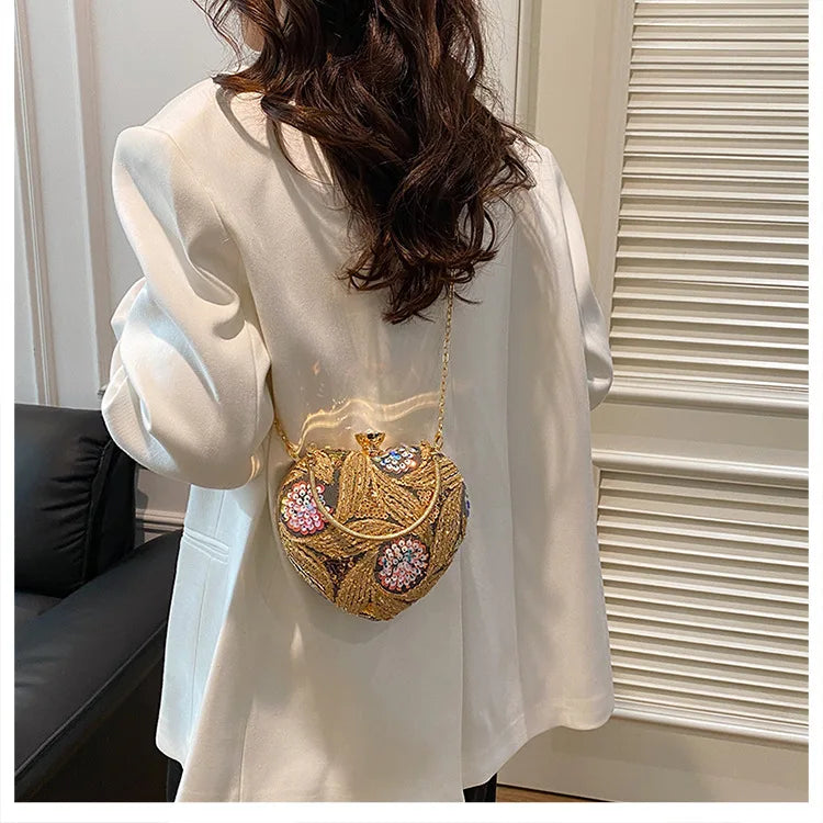 Bolso de mano para mujer 2026Nuevos bolsos de hombro con lentejuelas a la moda europea y americana, bolso de noche de mano Retro para celebridades de Internet