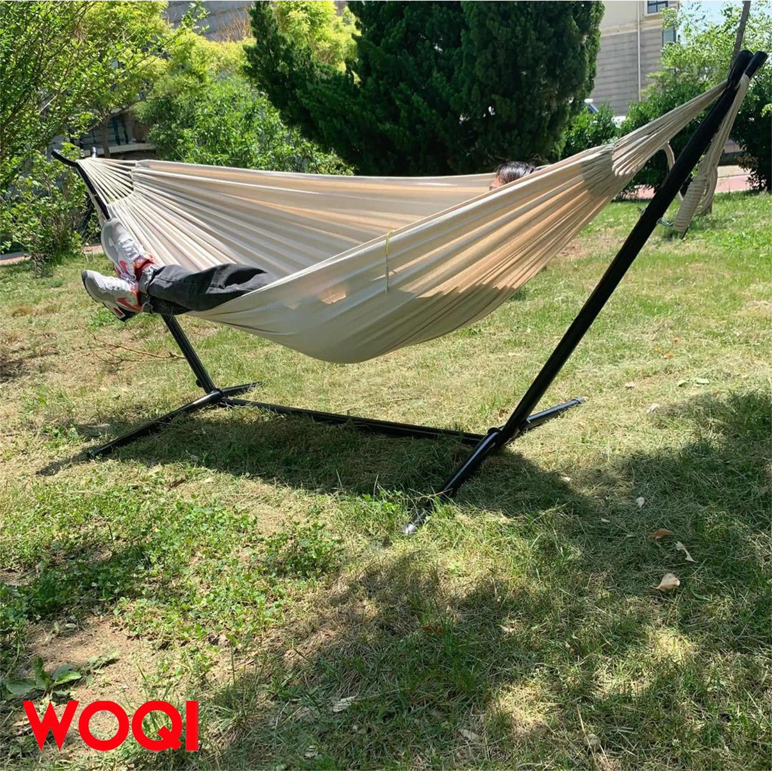WOQI Hamaca plegable grande con flecos de macramé brasileño doble para acampar con soporte y bolsa de transporte