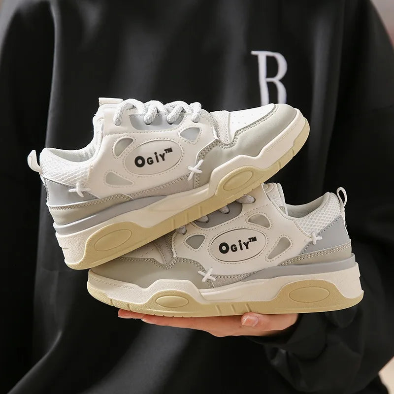 Zapatillas de deporte gruesas para hombre, zapatos de suela suave para correr, informales, de cuero de microfibra, transpirables, con plataforma aumentada de altura