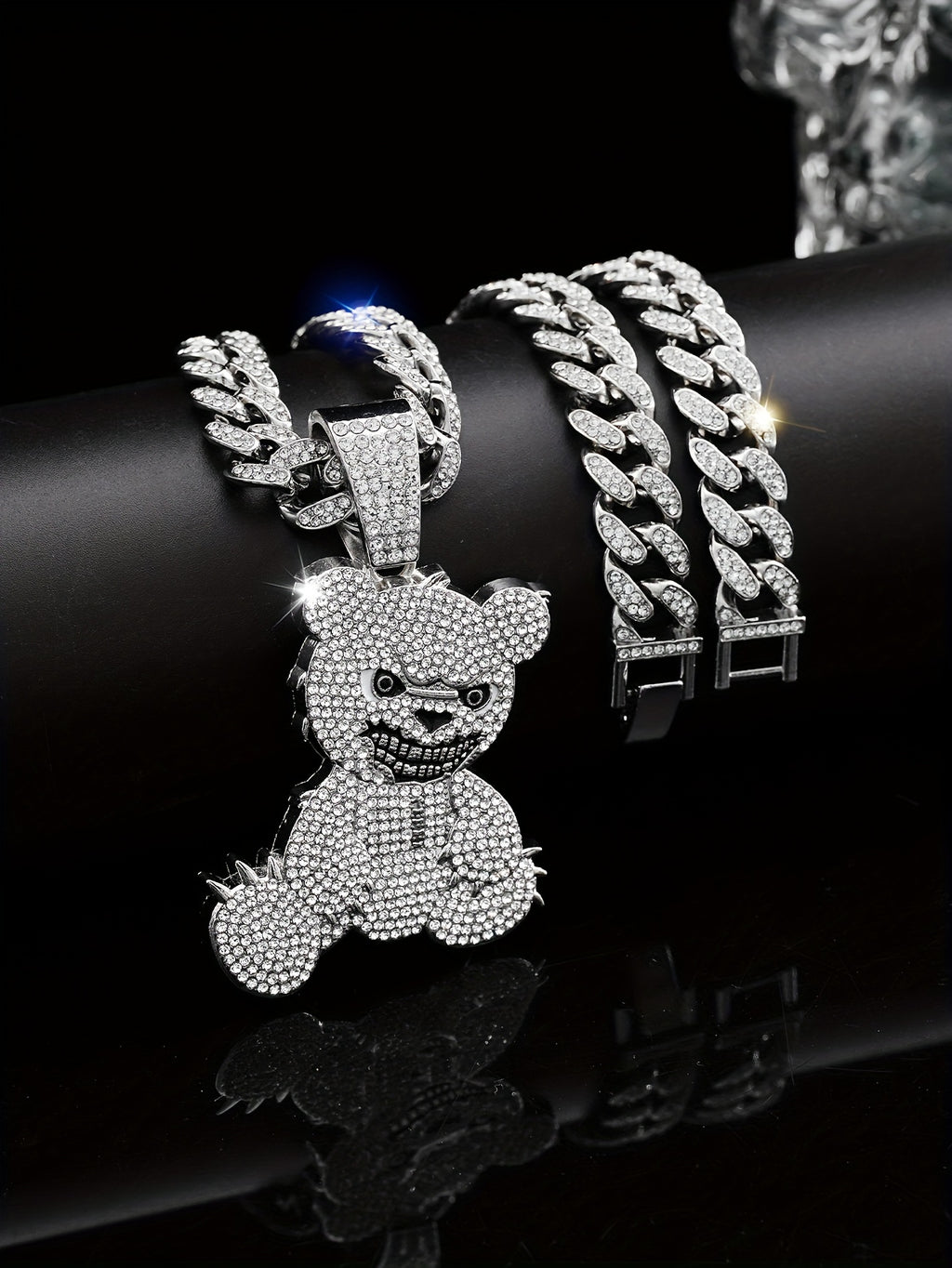 Men's Fashion Beast Bear Pendant Necklace with Rhinestone Studded Cuban Chain - Hip Hop Street Style Jewelry for Party, Festival Wear, Unisex Gift Idea (Includes 1 Pendant)