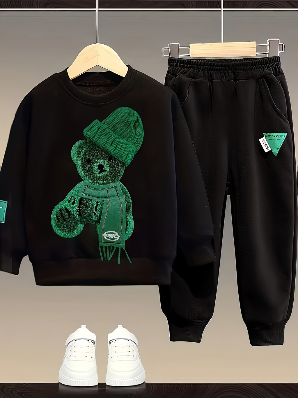 2pcs Boy's Beanie Bear Patched Outfit, Sweatshirt & Sweatpants Set, Trendy Long Sleeve Top, Kid's Clothes For Spring Fall Daily & Outdoor Wear, As Gift